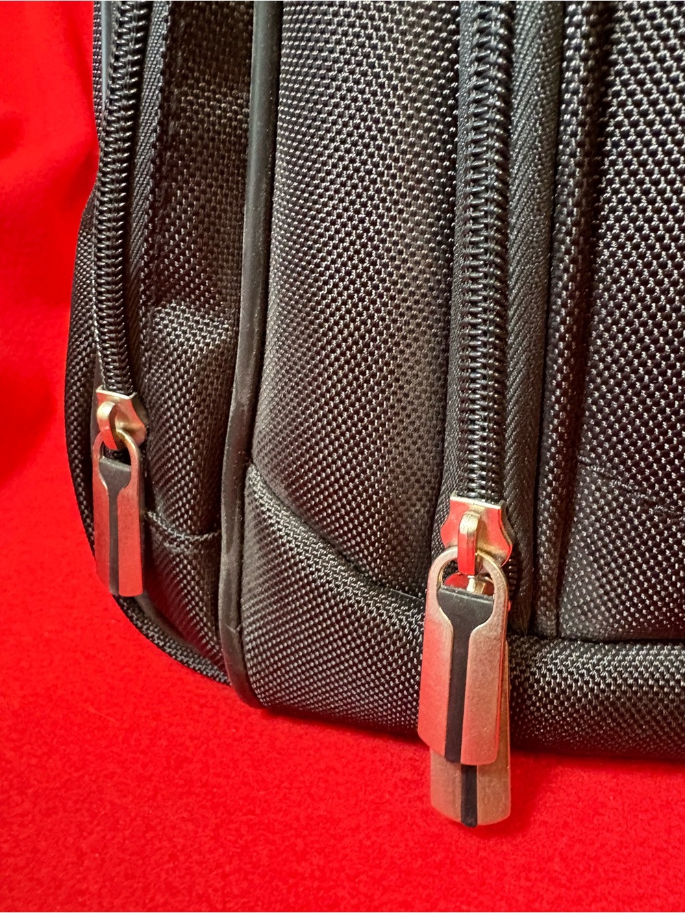 BMW M Sport Ballistic Nylon Duffel Travel Bag w/ Leather Luggage Tag - Picture 3 of 16